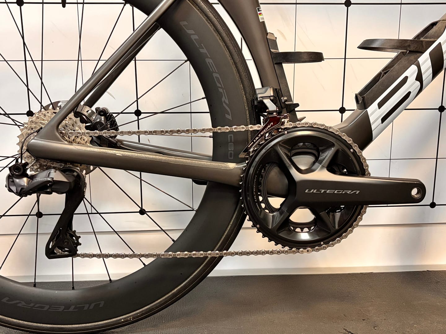 BMC Teammachine R 01 MOD rozmiar 61 - potestowy - obrazek 3