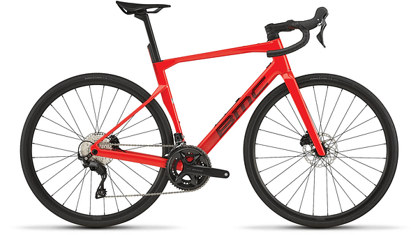 bmc-2027-roadmachine-three-road-bike-red-1_2de8160d-bd4f-43c2-a12b-6c64377734d3_1800x1800 Rower szosowy Roadmachine THREE